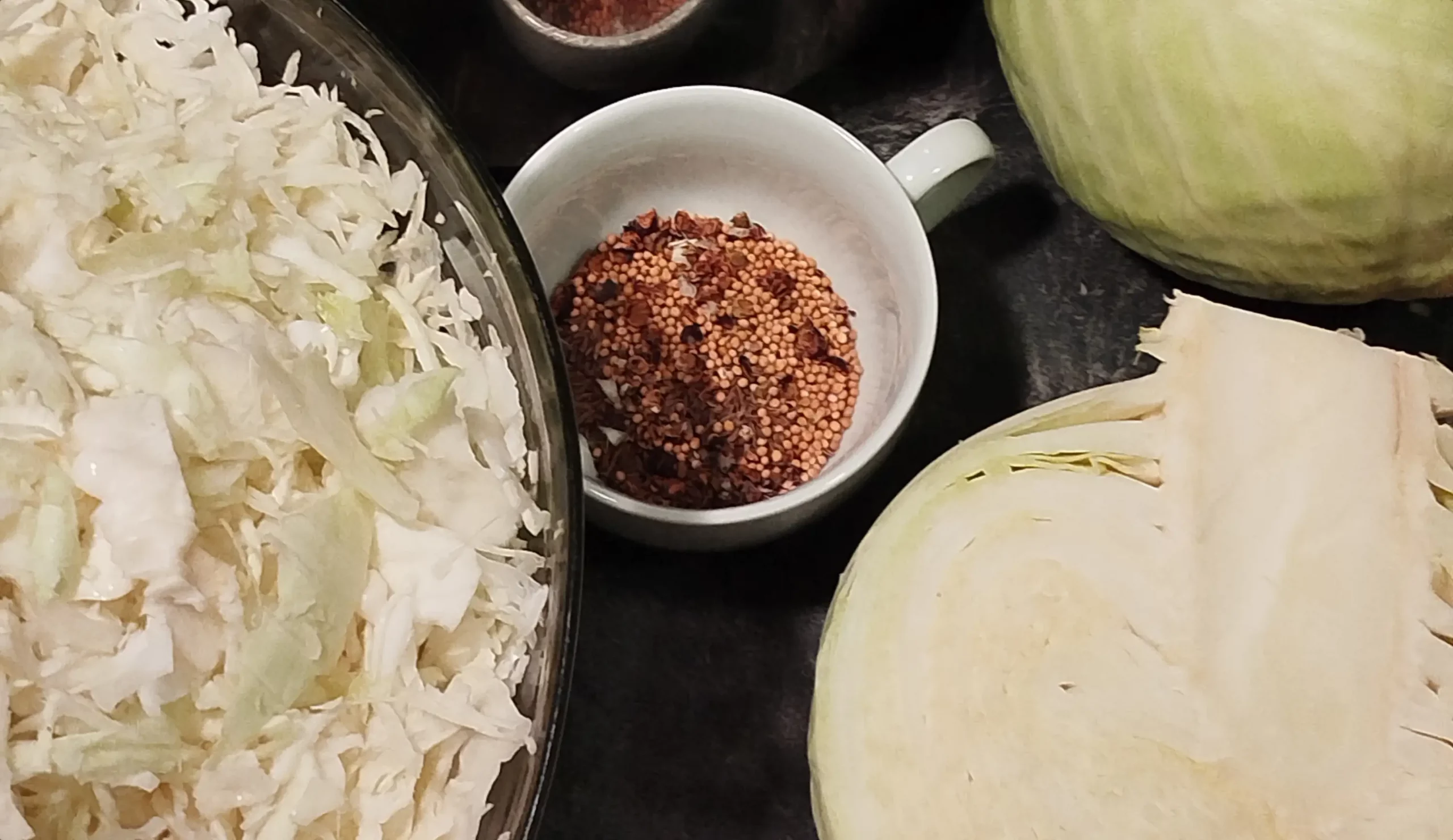 Sauerkraut: Lebensmittel verarbeiten und haltbar machen